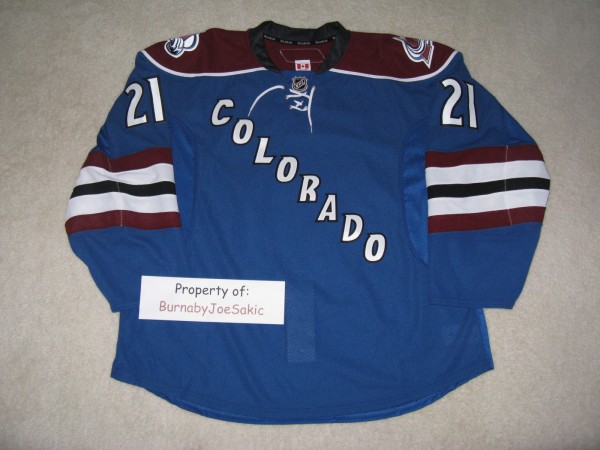 Anyone want some 🫐? Cleaned up this @Colorado Avalanche blueberry